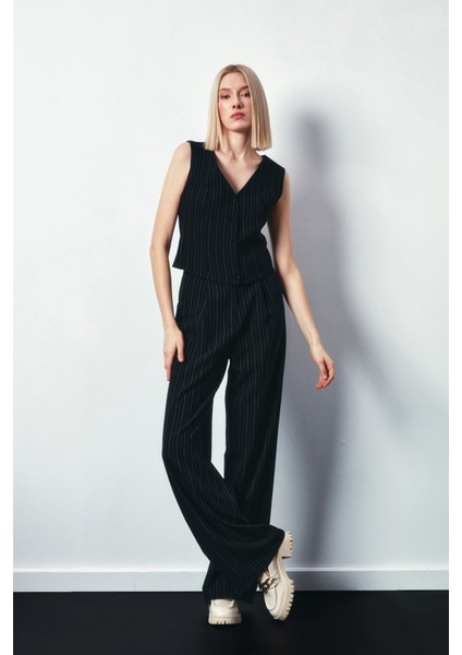 Düğmeli Yelek - Siyah fırsatları