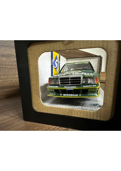Mercedes 190 Evo 2 Dtm-92 Thiim 1:18 Solido fırsatları