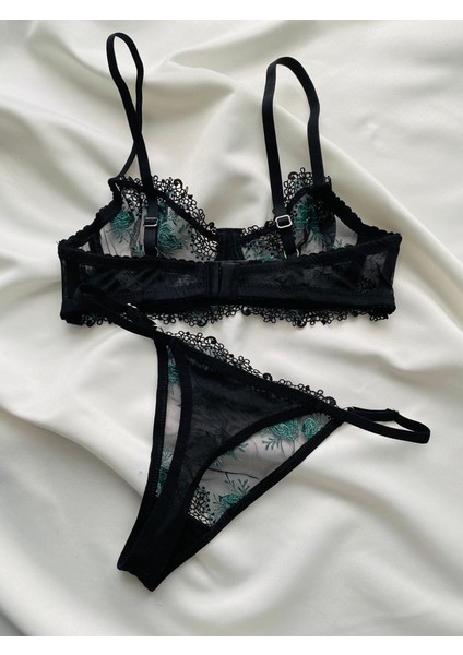 Mavilotuzçiçekli,transparan,balenli,desteksiz,sütyenvetanga,iççamaşırıtakımı modelleri