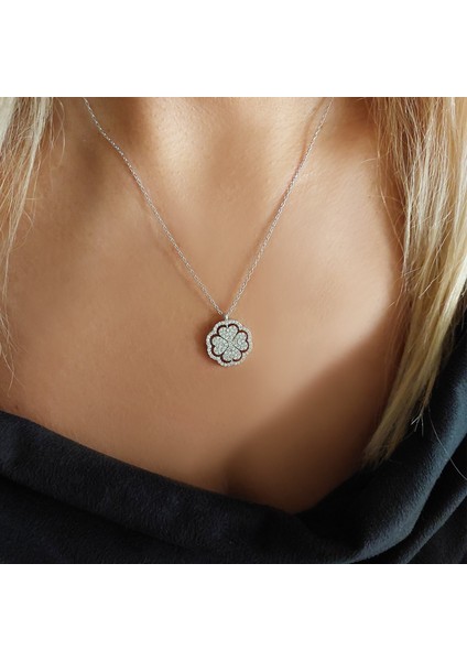 925 Ayar Gümüş Rodyum Kaplama Dönen Yonca Kolye fırsatları