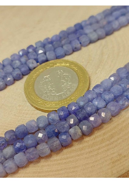 Tanzanit Taşı Küp Şekilli Dizi 4mm (45932) fiyatları