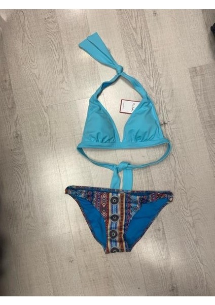 Yeni Sezon Uzun Üçgen Bikini Takım Mavi Desenli 227280