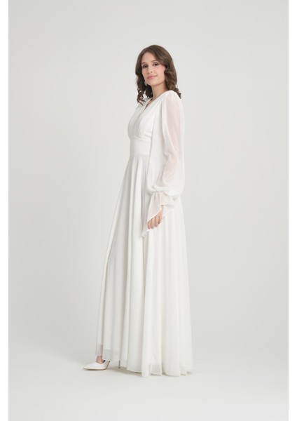 Kolları Taşlı Beyaz Abiye Elbise fırsatları