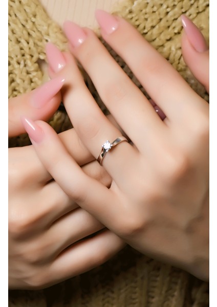 Tektaş Yüzük 14 Ayar A000483