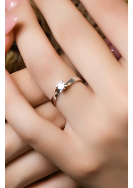 Tektaş Yüzük 14 Ayar A000483 fiyatları