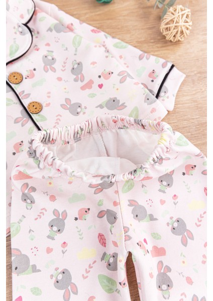 Tavşan Desenli Pamuklu Önden Düğmeli Kız Bebek Pijama Takımı