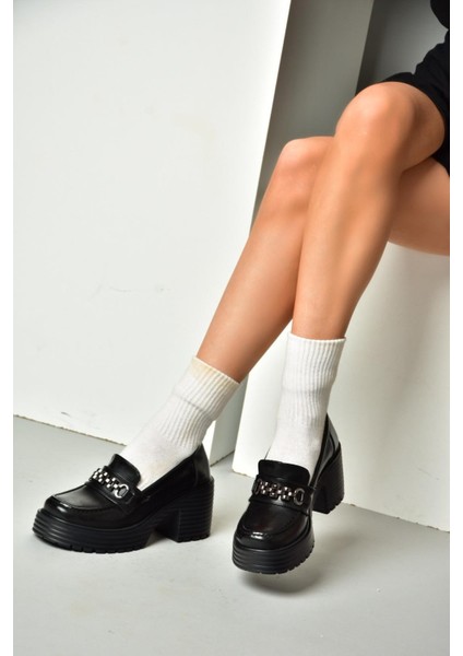 R996056008 Siyah Rugan Kalın Topuklu Kadın Ayakkabı fırsatları