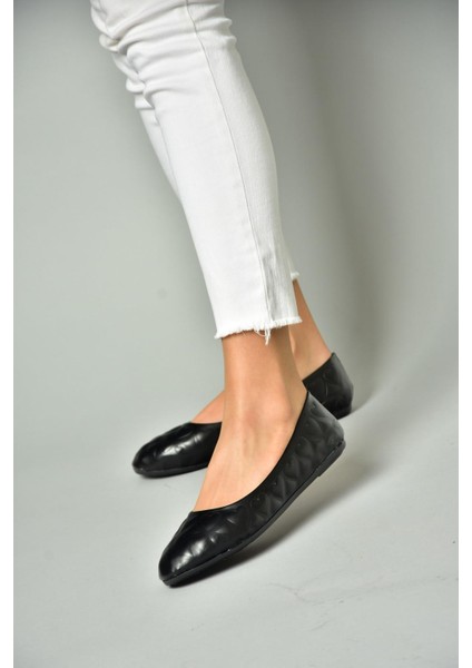 S314020209 Siyah Kadın Babet fiyatları