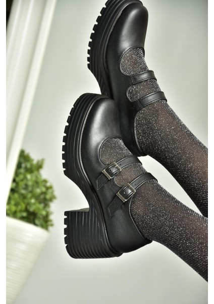 R996055009 Siyah Kalın Topuklu Kadın Ayakkabı