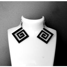 Market66 G Sonsuzluk Svastika Lazer Kesim Küpe Sallantılı Kancalı Siyah Hafif Akrilik Takı