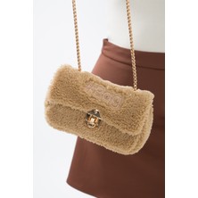 Baghashtag Krem Mini Peluş Çanta Tekstil Malzeme ile Şık Görünüm ve Rahat Kullanım
