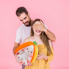 Peluş Dünyam Peluş Tavşan Uzun Kulaklı Saklambaç Tavşan Çilek Tavşan Havuç Tavşan Sevgiliye Hediye