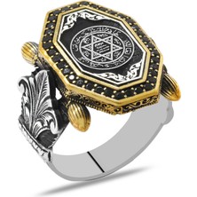 Gümüş Hediye Al Siyah Zirkon Taş Mıhlamalı Mühr-I Süleyman Işlemeli Sekizgen Tasarım 925 Ayar Gümüş Erkek Yüzük