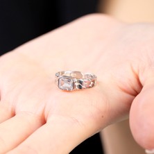Gül Endam Beyaz Zirkon Taşlı Zincir Tasarım Silver Renk Free Size 925 Ayar Gümüş Kadın Tektaş Yüzük