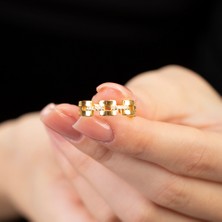 Ergenekon Aksesuar Zirkon Taşlı Kare Zincir Tasarım Gold Renk 925 Ayar Gümüş Kadın Yüzük