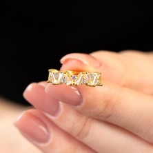 Ergenekon Aksesuar Beyaz Zirkon Taşlı Asimetrik Tasarım Gold Renk Free Size 925 Ayar Gümüş Kadın Yüzük