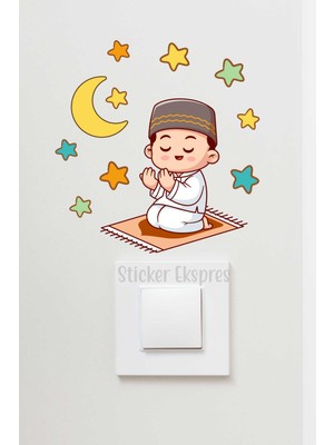 Sticker Ekspres Namaz Kılan Erkek Çocuk Hilal ve Yıldızlar R4 Ramazan Priz Üstü Sticker