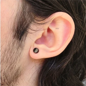 Unisex Siyah  Yuvarlak Mıknatıslı Sahte Deliksiz 1 Çift Manyetik Düz Küpe 6 mm