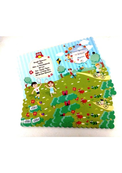 Karne Kabı Parkta Çocuklar - Karne Kabı