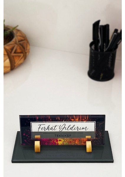 Uv Baskılı Masa Isimliği, Büro Ofis Makam Hediyesi, Masaüstü Isimlik fiyatları