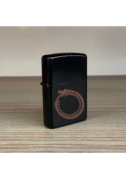 Ouroboros Çakmak Kendi Kuyruğunu Isıran Yılan Ejderha Dragon Dolu Benzinli Siyah Metal fiyatları