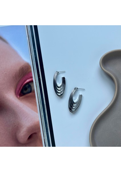 Silver Oval Çizgili Vintage Küpe