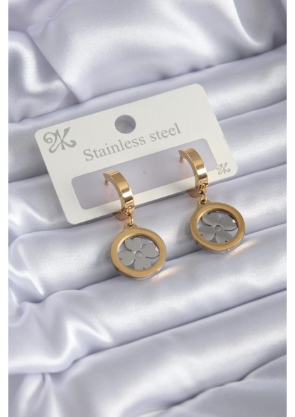 Çelik Gold Renk Yonca Model Kadın Küpe