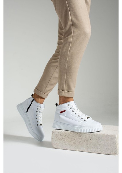 013 Beyaz Renk Beyaz Tabanlı Erkek Günlük Ayakkabı fiyatları