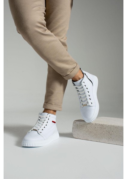 013 Beyaz Renk Beyaz Tabanlı Erkek Günlük Ayakkabı modelleri