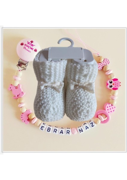 Isimli Bebek Emzik Zinciri ve Beyaz Renk Patik Seti - SAHI_0518