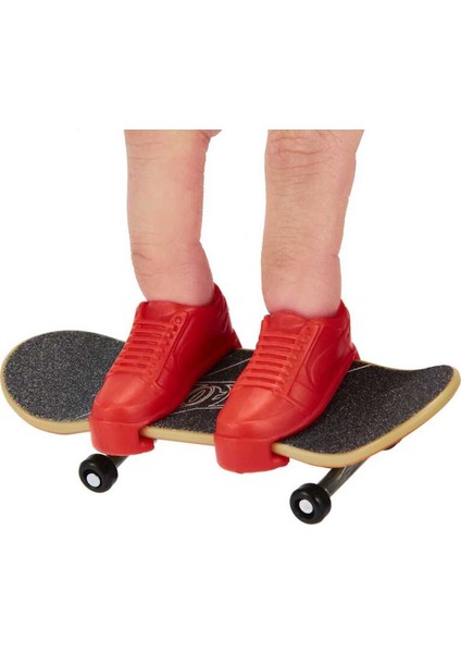 Skate Temalı Parmak Kaykay ve Ayakkabı Paketleri Tony Hawk Wildfire Freestyle HGW85 modelleri