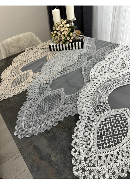 Dantelli Masa Örtüsü Runner