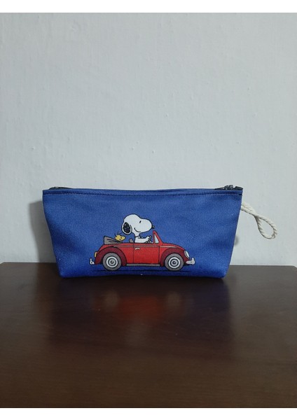 Snoopy And Car Desenli Tasarım Kalemlik - Makyaj Çantası
