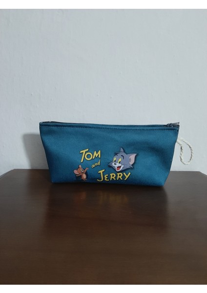 Tom ve Jerry Desenli Tasarım Kalemlik - Makyaj Çantası