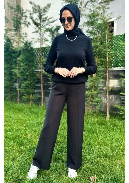 Siyah Nervürlü Bol Paça Pantolon fırsatları