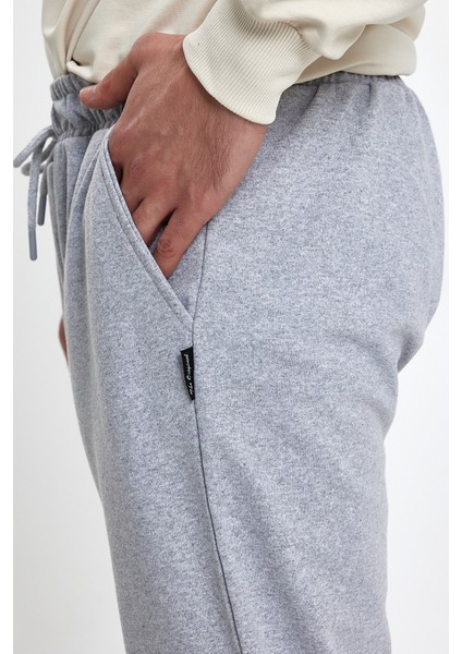 Erkek Gri Eşofman Altı Cepli Standart Fit Rahat Kalıp indirimleri