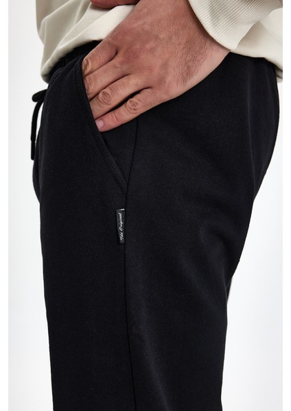 Erkek Siyah Eşofman Altı Cepli Standart Fit Rahat Kalıp indirimleri