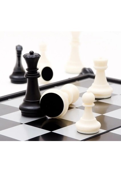 2021NEW 1set Mess Folding Magnetic Plastic Chessboard Board Game Portable Kid Toy Portable Wooden Chess Piece Chessboard (Yurt Dışından)