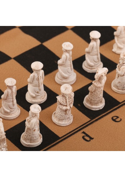 Chinese Ancient Figurines Chessman Pieces Chess Set With Foldable Chessboard (Yurt Dışından)
