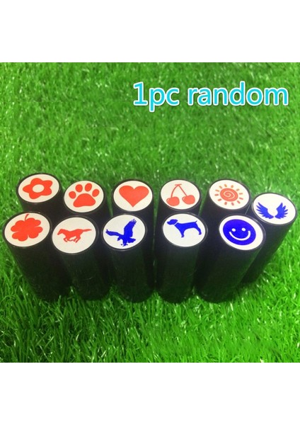 1 Adet Rastgele Stil Golf Topu Stamper Çabuk Kuruyan Plastik Damga Marker Gösterim Mühür Golf Kulübü Aksesuarları Sembol Golfçü Hatıra Hediye (Yurt Dışından)