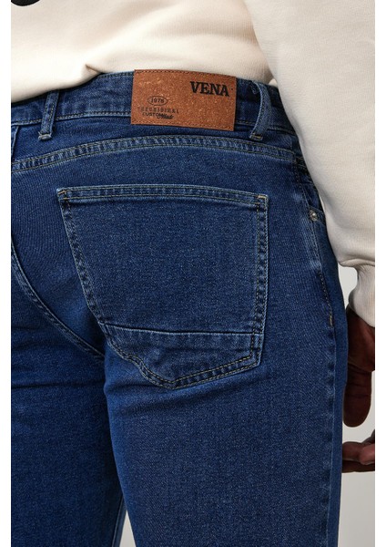 Erkek Smith Dark Blue Tapered Fit Jean Pantolon fırsatları