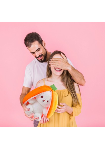 Peluş Tavşan Uzun Kulaklı Saklambaç Tavşan Çilek Tavşan Havuç Tavşan Sevgiliye Hediye modelleri