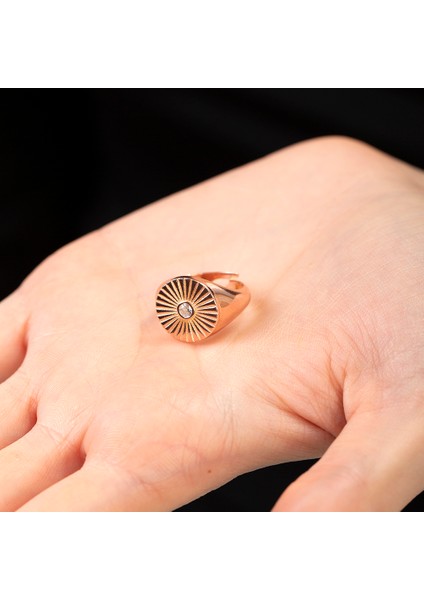 Zirkon Taşlı Papatya Tasarım Rose Renk 925 Ayar Gümüş Kadın Tektaş Yüzük fiyatları