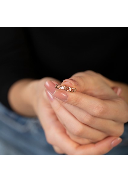 Zirkon Taşlı Zincir Tasarım Rose Renk 925 Ayar Gümüş Kadın Tektaş Yüzük fiyatları