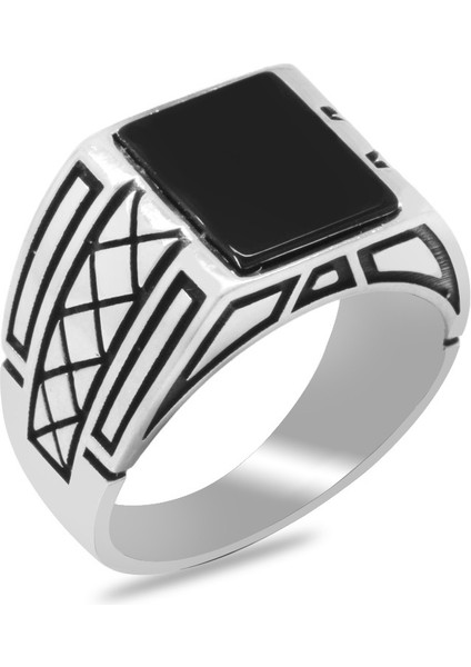 Kare Tasarım Siyah Oniks Taşlı x Detaylı 925 Ayar Gümüş Erkek Yüzük