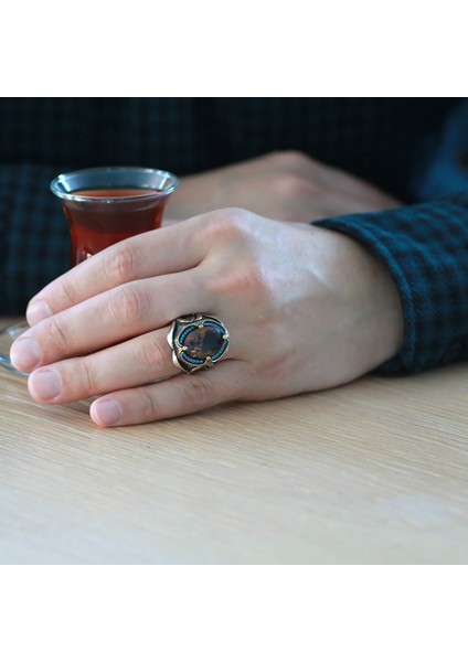 Faset Zultanit Taşlı Yanları Firuze Taş Mıhlamalı Kılıç Temalı 925 Ayar Gümüş Erkek Yüzük modelleri