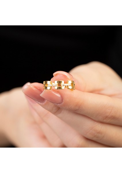Zirkon Taşlı Kare Zincir Tasarım Gold Renk 925 Ayar Gümüş Kadın Yüzük fiyatları