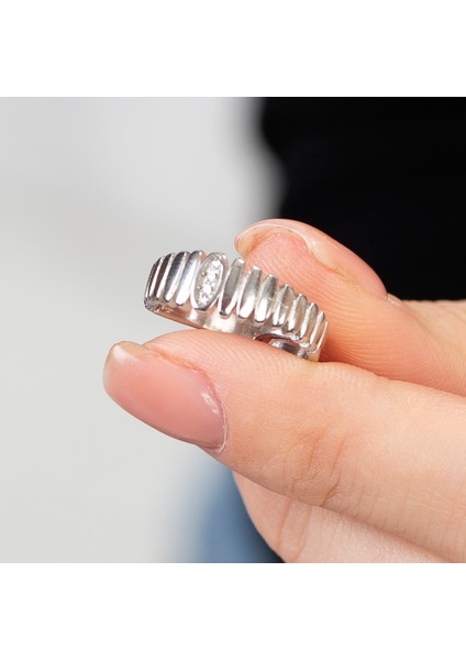 Beyaz Zirkon Taşlı Merdiven Tasarım Silver Renk Free Size 925 Ayar Gümüş Kadın Yüzük fırsatları