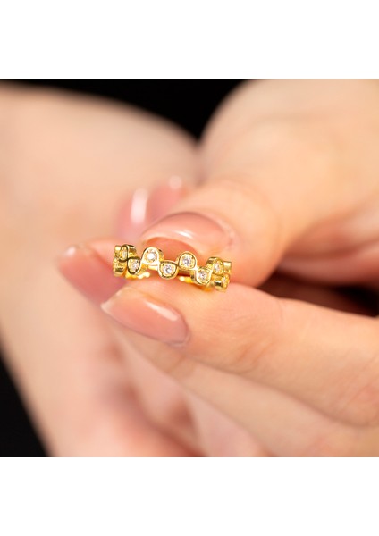 Zirkon Taşlı Taç Tasarım Gold Renk 925 Ayar Gümüş Kadın Yüzük fırsatları