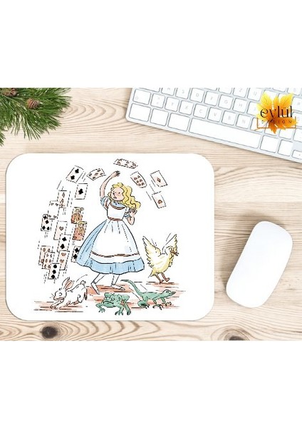 Hizmetçi Kız ve Hayvanlar Baskılı Özel Tasarım Dikdörtgen Kaydırmaz Mousepad